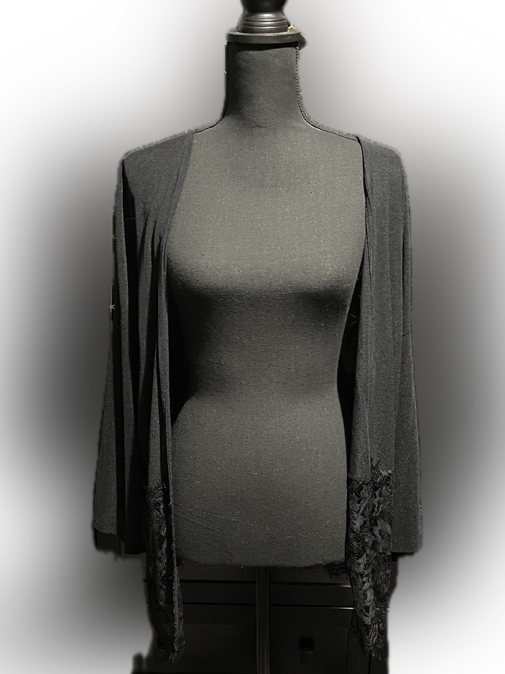 SHEIN Black Lightweight Kimono Top with Lace Trim